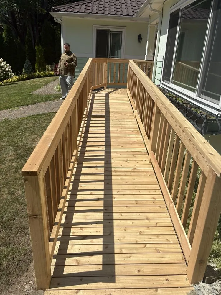 Top-rated lawn mowing service in Los Angeles, CA - Elite Team Builders