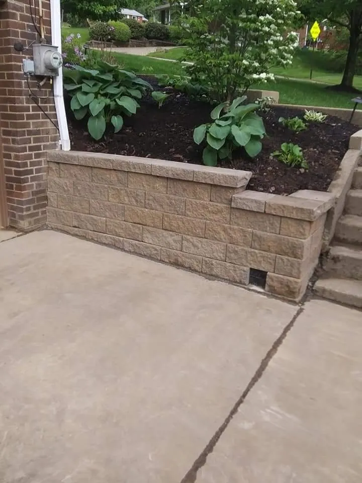 Affordable lawn mowing service in Weirton, WV - Elite Works