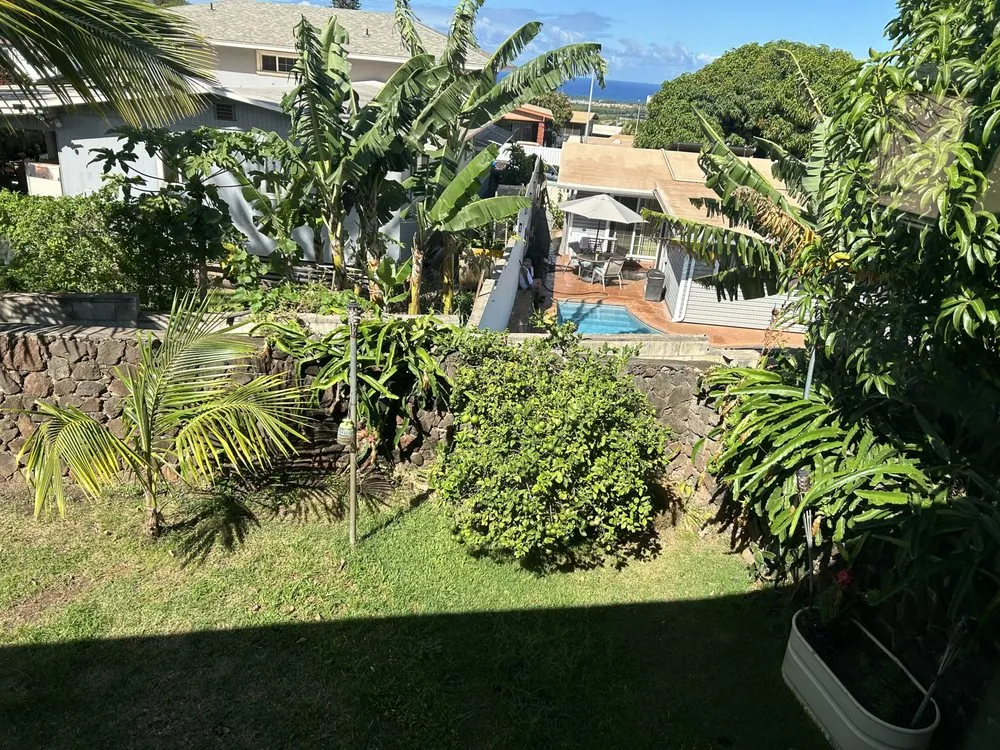 Expert garden landscaping for outdoor upgrades in Kapolei, HI by ELITE YARD SERVICES