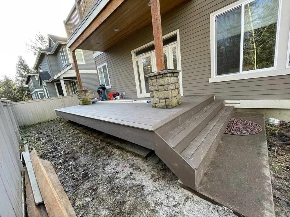 Reliable residential landscaping in Seattle, WA by Elitecross General Contractor