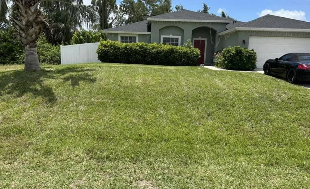 Custom outdoor landscaping near you in Cape Coral, FL by Elitelawncare of SWFL