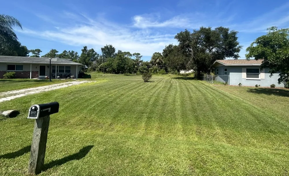 Reliable garden landscaping experts serving Cape Coral, FL - Elitelawncare of SWFL