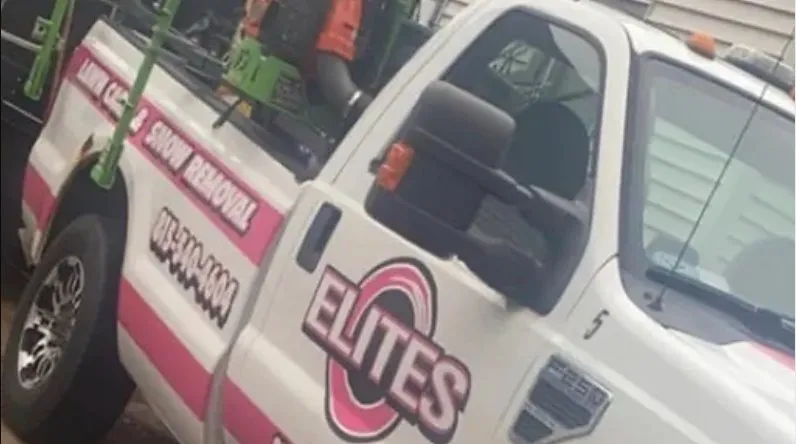 Affordable yard cleanup service experts serving Rockford, IL - Elites Lawncare And Snow Removal