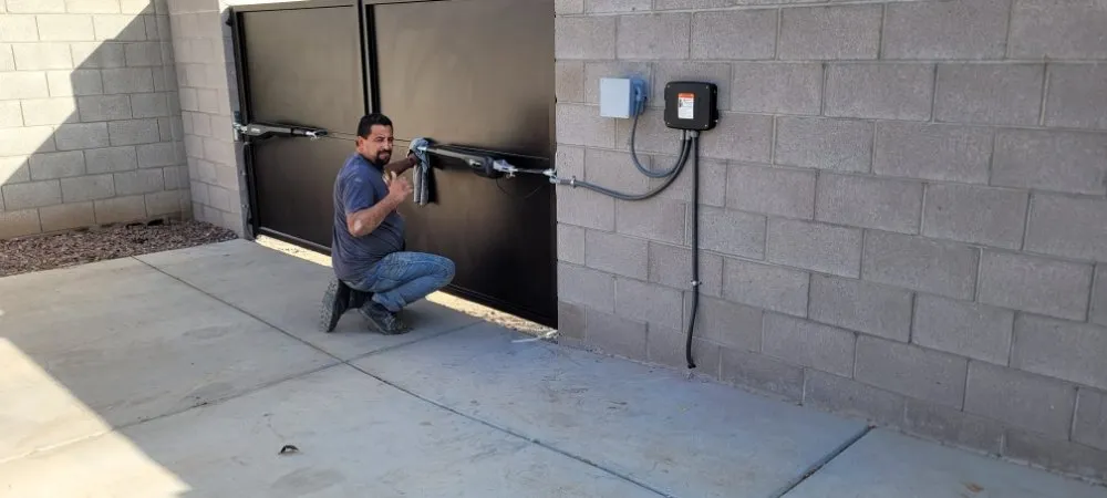 Affordable yard cleanup service experts serving Avondale, AZ - Elizalde's Welding