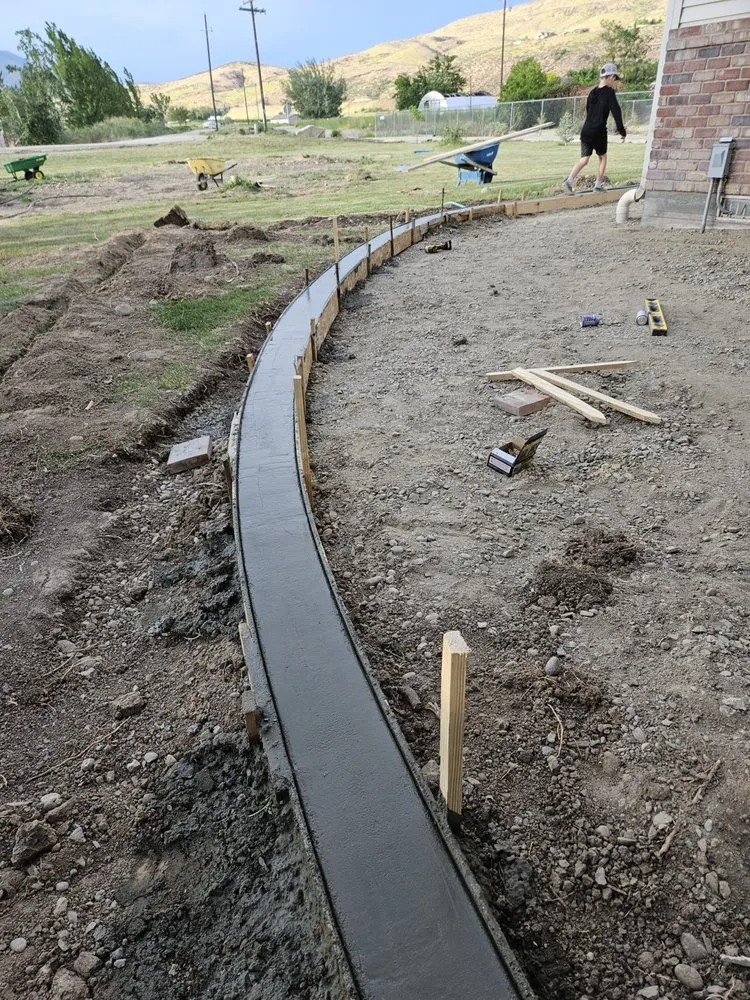 Custom yard maintenance in Emmett, ID - ElkHorn Hardscaping