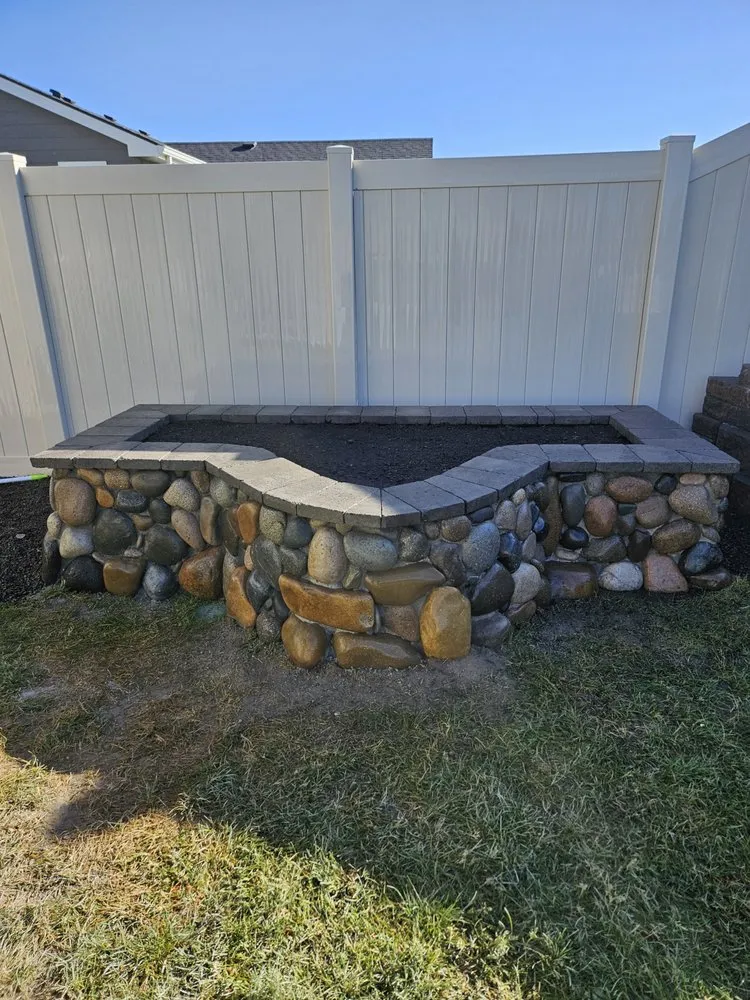 Affordable lawn care service experts serving Emmett, ID - ElkHorn Hardscaping