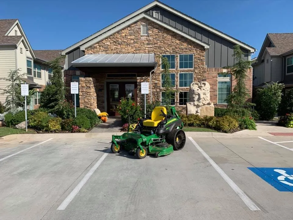 Top-rated residential landscaping in Norman, OK by Elkhorn Landscaping