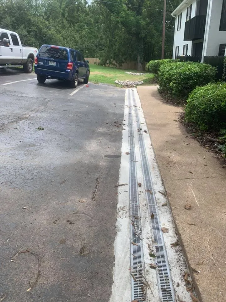 Reliable lawn care service experts serving Ashland City, TN - Elkins Brothers Land Management