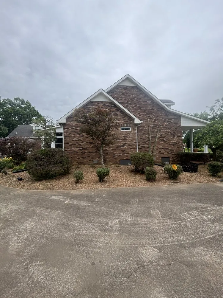 Expert outdoor landscaping for beautiful yards across Clarksville, TN - Elkins Forestry & Services