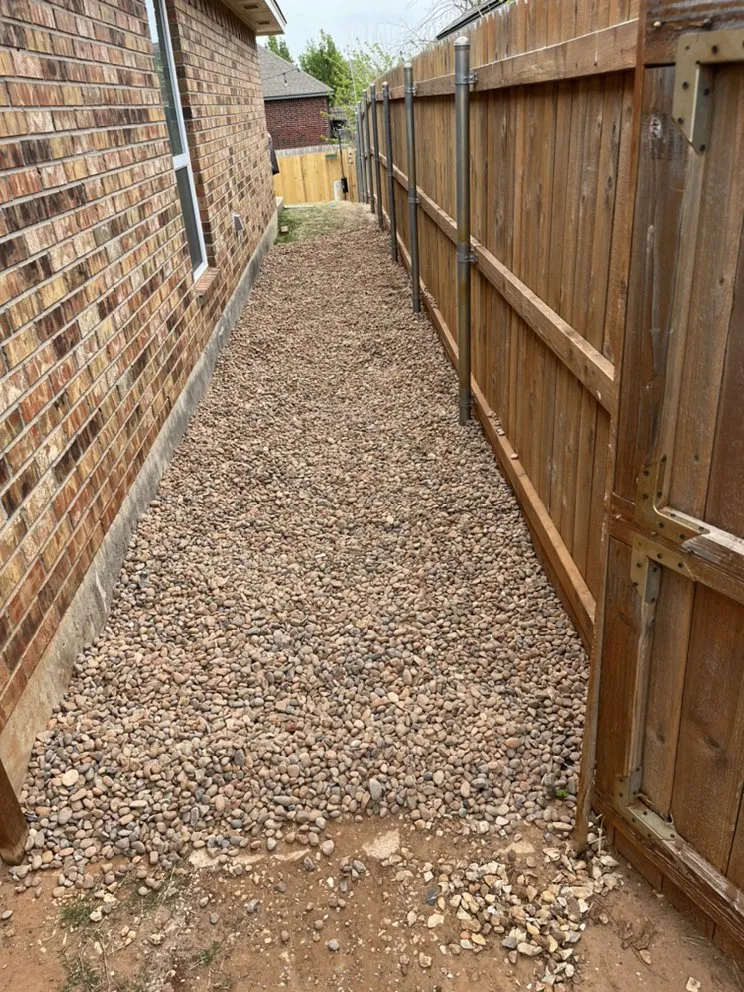 Local yard cleanup service in Yukon, OK - Elkins Lawncare and Landscape