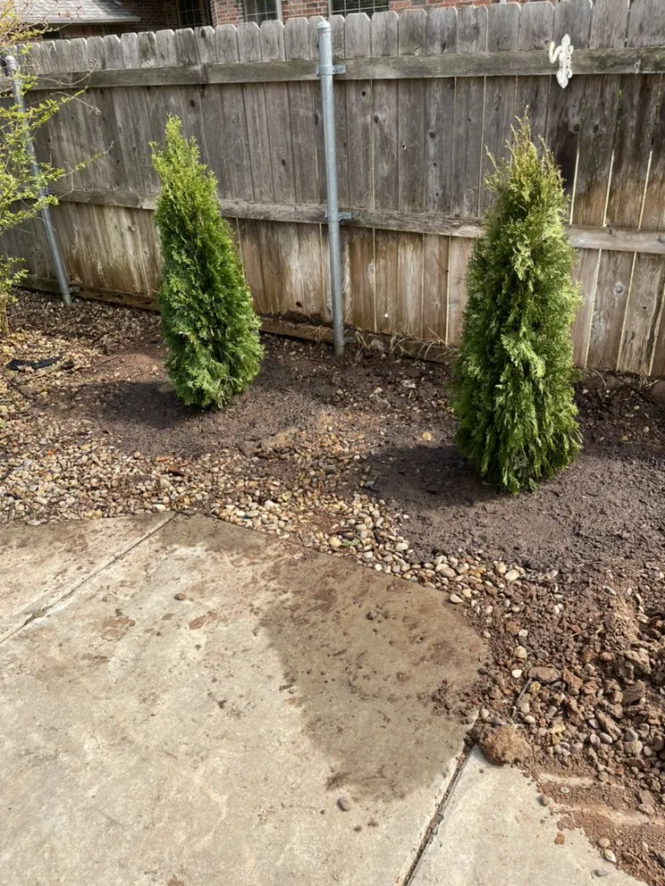 Affordable lawn mowing service for homes across Yukon, OK - Elkins Lawncare and Landscape