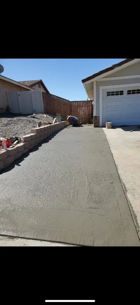 Affordable garden landscaping in Tulare, CA - ELL Lawn Care Service