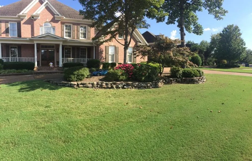 Reliable lawn mowing service in Bartlett, TN - Ellington Landscape Design