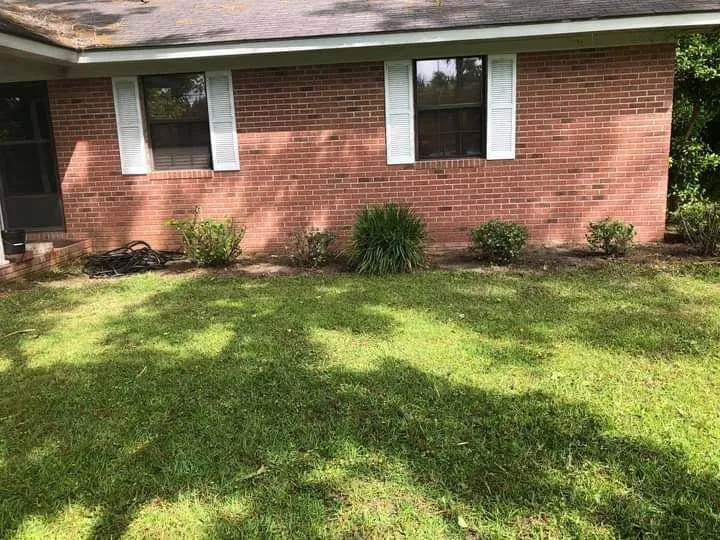 Reliable landscaping services in Blackshear, GA - Elliot Hernandez Lawn Service