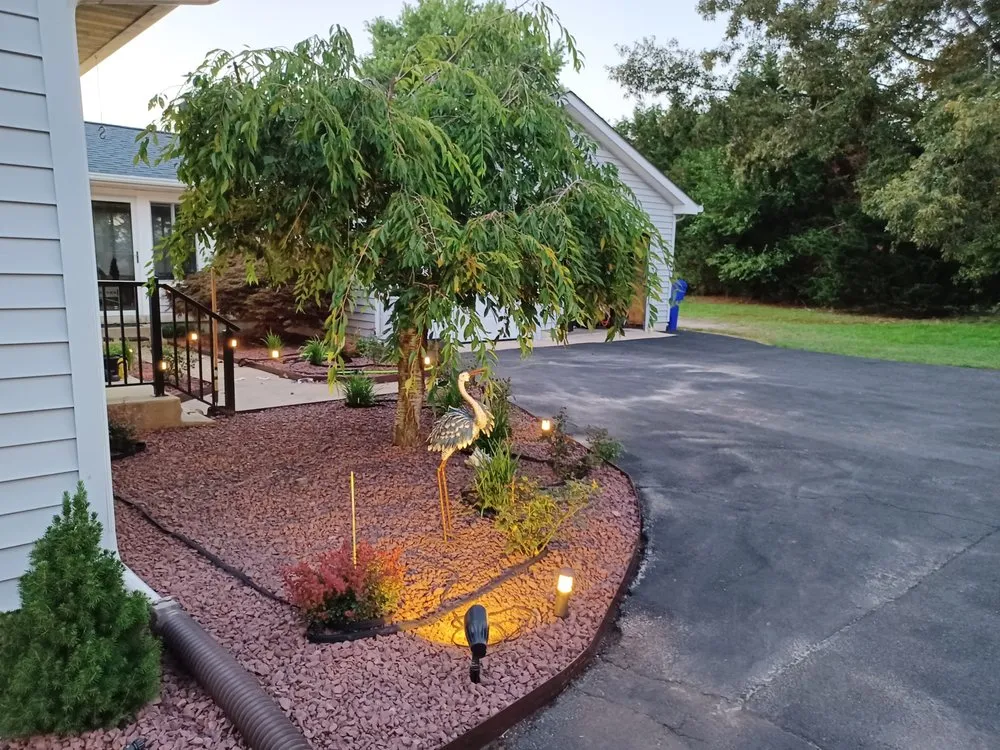 Affordable garden landscaping in Laurel, DE by Elliott & Sons Yard Service