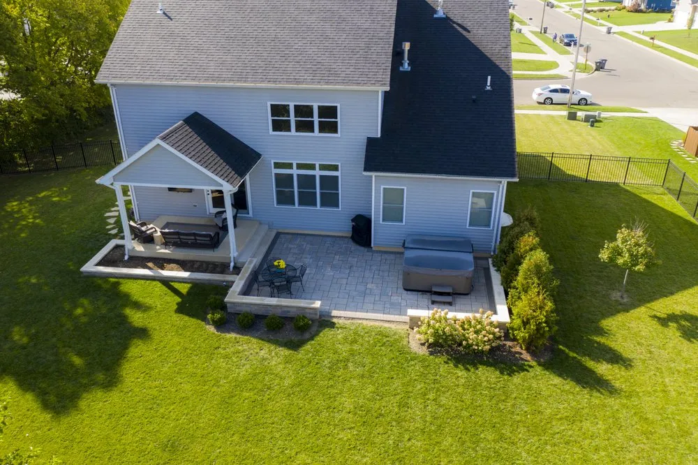 Top-rated outdoor landscaping in Piqua, OH by Elliott Land and Hardscaping