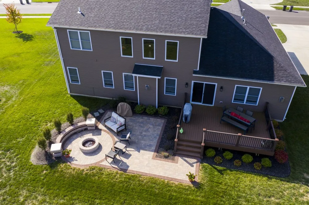 Top-rated landscape installation in Piqua, OH by Elliott Land and Hardscaping