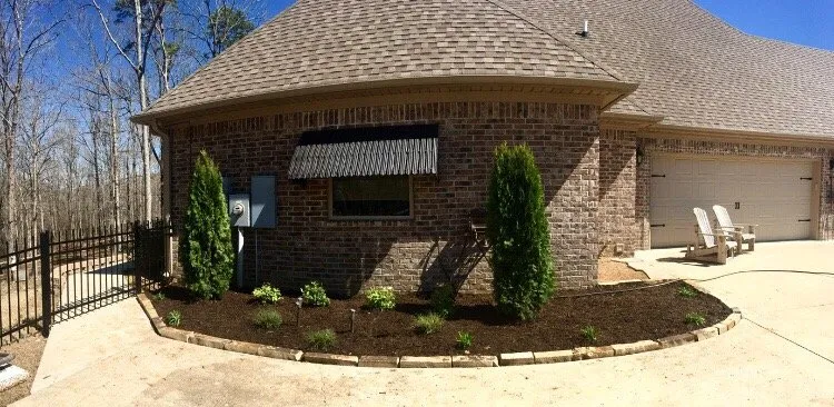 Affordable yard cleanup service experts serving North Little Rock, AR - Elliott Lawn and Landscape
