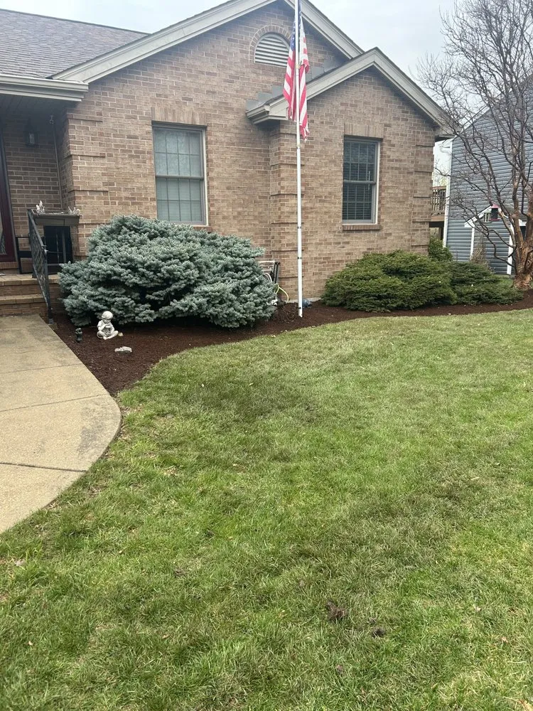 Affordable residential landscaping experts serving Hebron, KY - Elliott Lawn Care