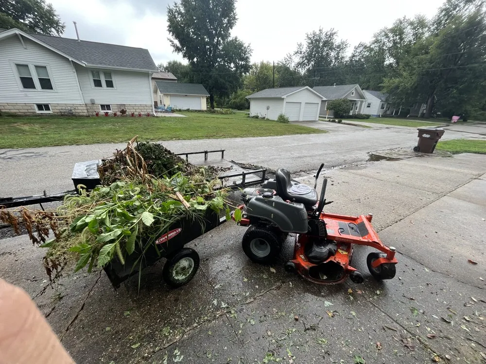 Top-rated landscape installation in Taylorville, IL - Elliott Lawn Care