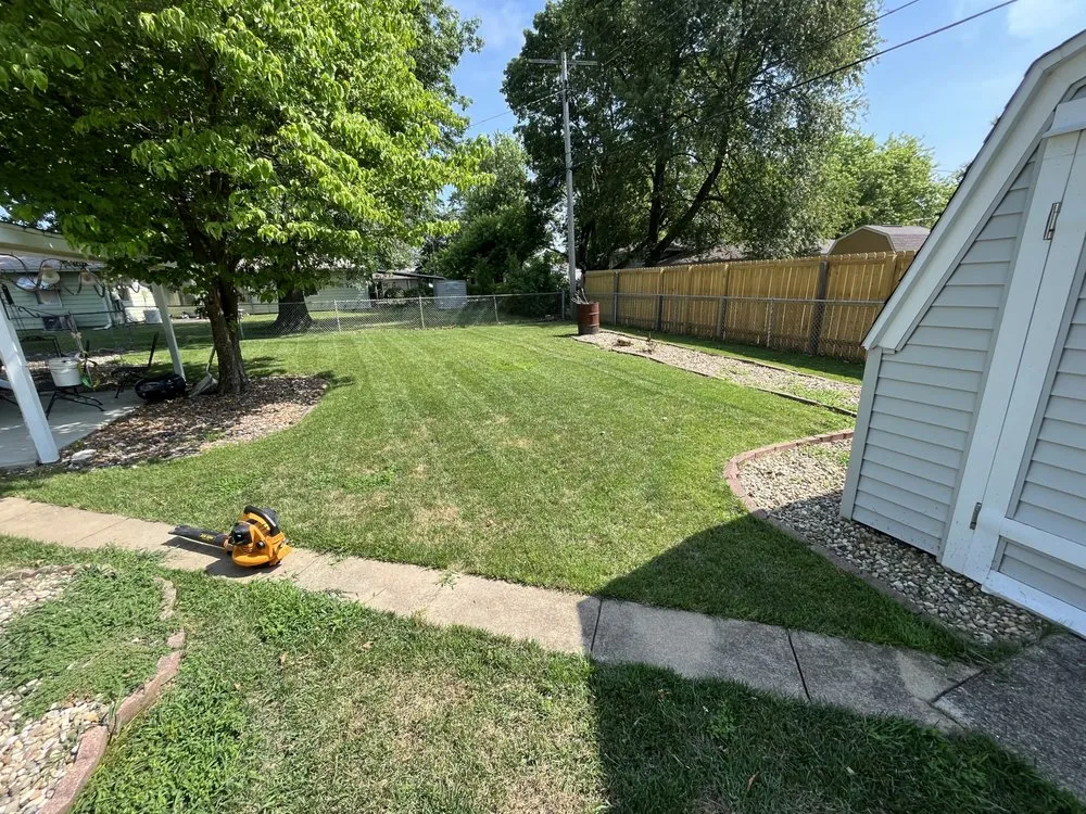 Top-rated landscape design for year-round maintenance in Taylorville, IL by Elliott Lawn Care