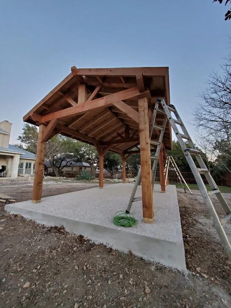 Local lawn care service for outdoor upgrades across Fair Oaks Ranch, TX - Elliott’s Curb Appeal