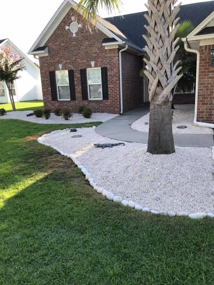 Custom yard maintenance in Galivants Ferry, SC - Elliott’s Lawn Care
