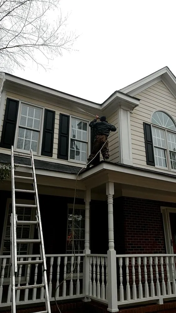 Reliable lawn care service for homes across Goldsboro, NC - Elliott's Lawn care