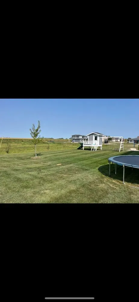 Local lawn care service in Ankeny, IA - Elm Pointe Lawn Care