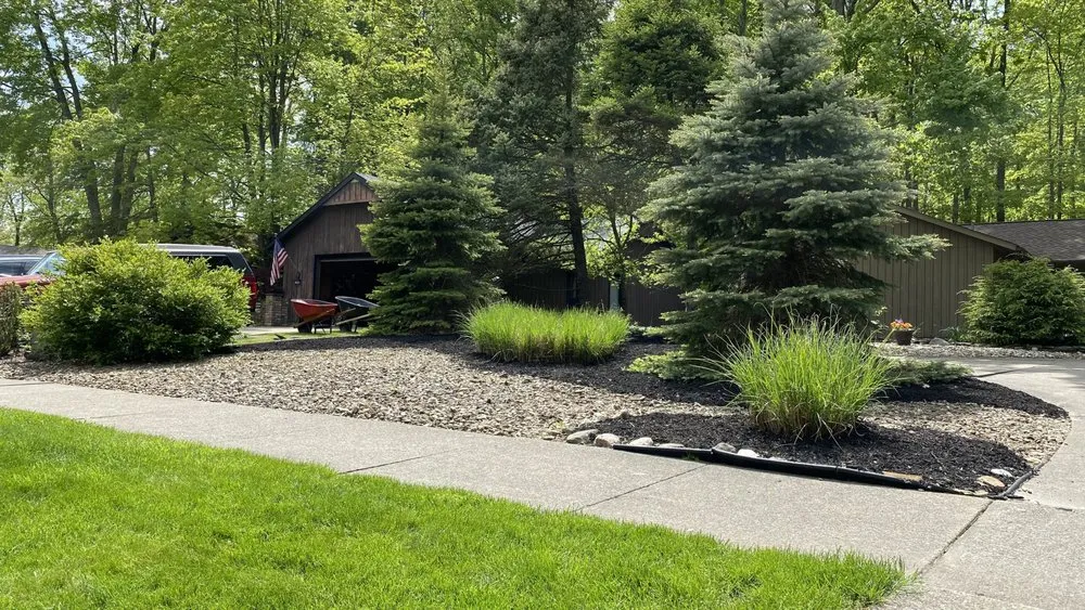 Expert landscape design in Lakewood, OH - Elm Rose Gardens