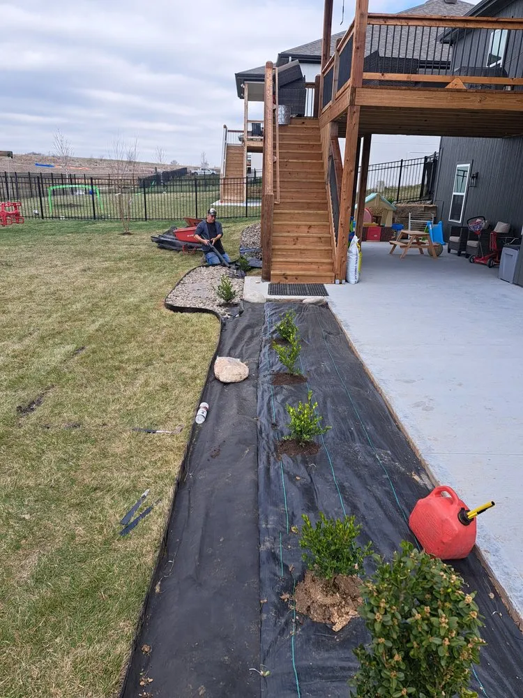 Trusted outdoor landscaping for outdoor upgrades in Kansas City, KS by Elmer M Landscaping