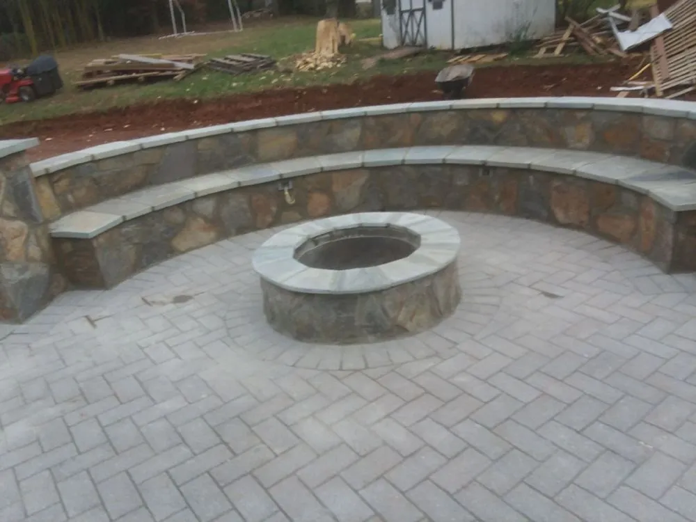 Top-rated lawn mowing service in Manassas, VA by Elmer&DimasDesigns