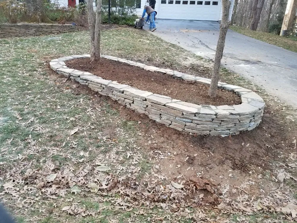 Trusted lawn care service in Manassas, VA - Elmer&DimasDesigns