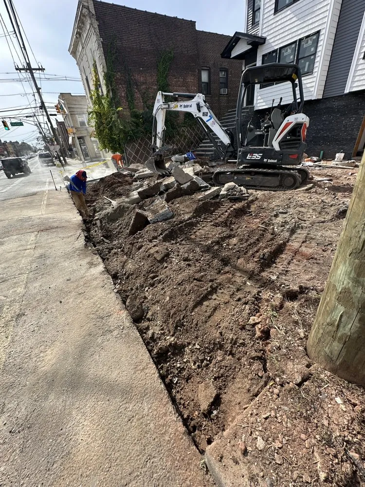 Custom landscape installation experts serving Palisades Park, NJ - Elmis Y Gray Landscaping