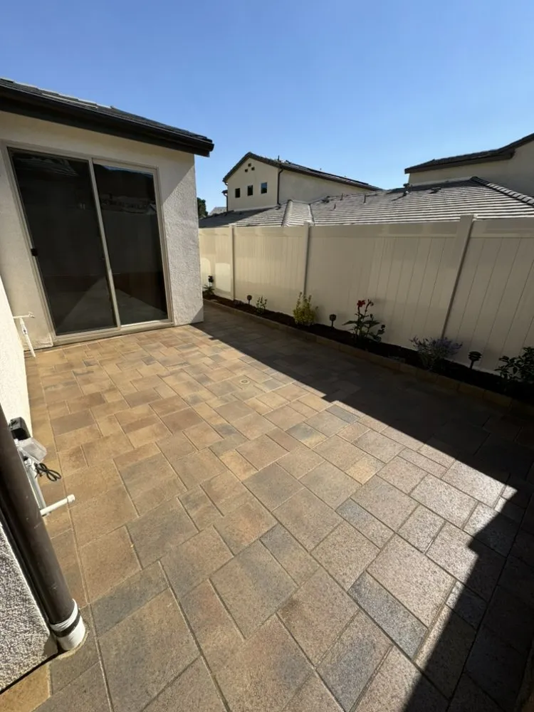 Trusted lawn care service experts serving Vista, CA - ELMT Landscape