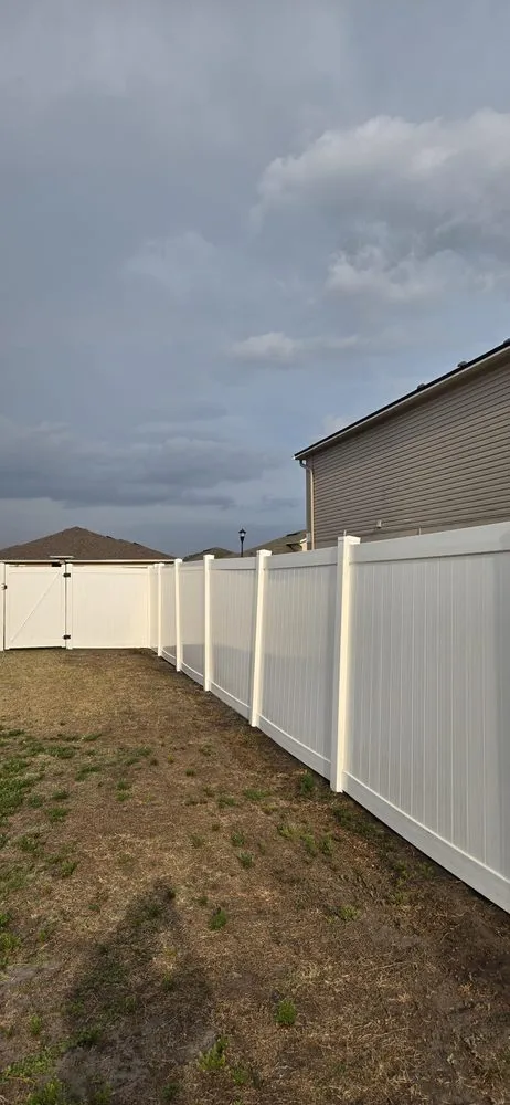 Top-rated landscaping services in Polk City, FL - Elohim Lawncare Services