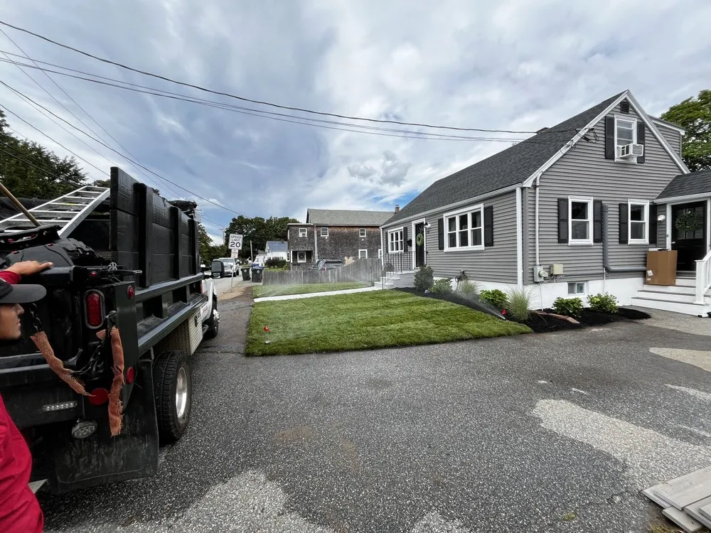 Top-rated lawn mowing service experts serving Lynn, MA - Elohim