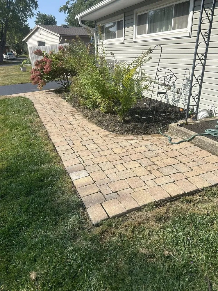Professional landscape installation in Lake County, IL - Eloiza Landscaping