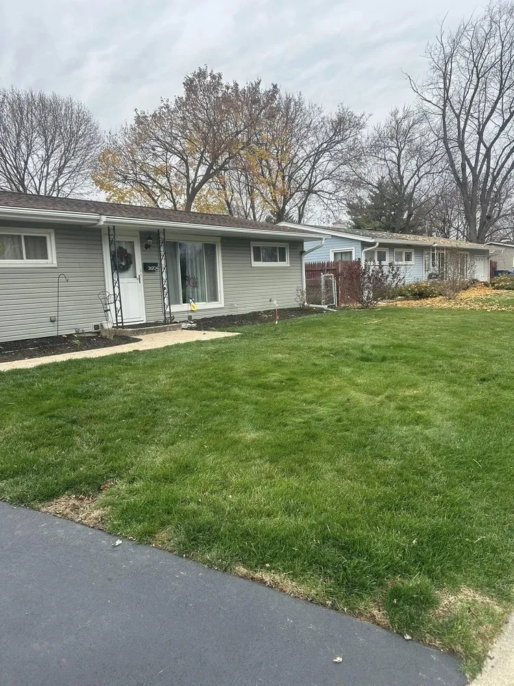 Custom lawn care service for year-round maintenance across Lake County, IL - Eloiza Landscaping