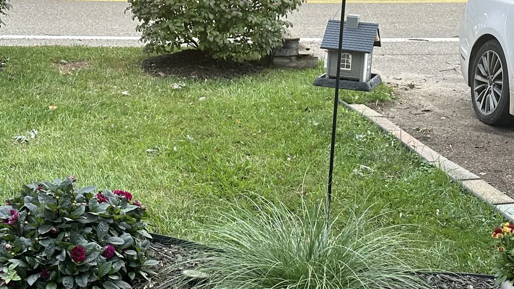 Reliable garden landscaping in Ortonville, MI - Elowsky Lawn Services of Michigan