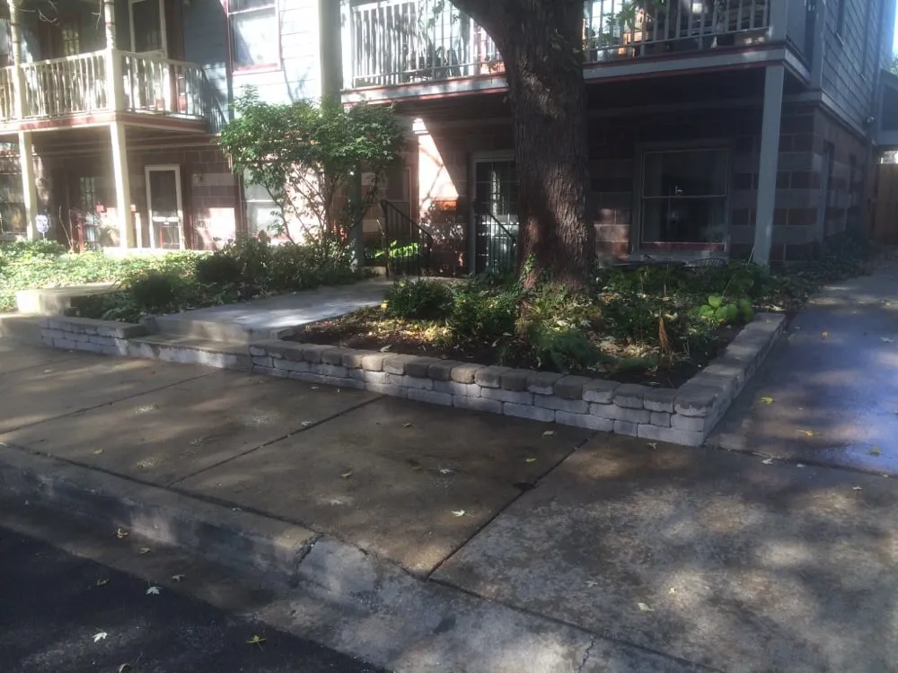 Trusted yard maintenance in Cicero, IL by ELOY Landscapes