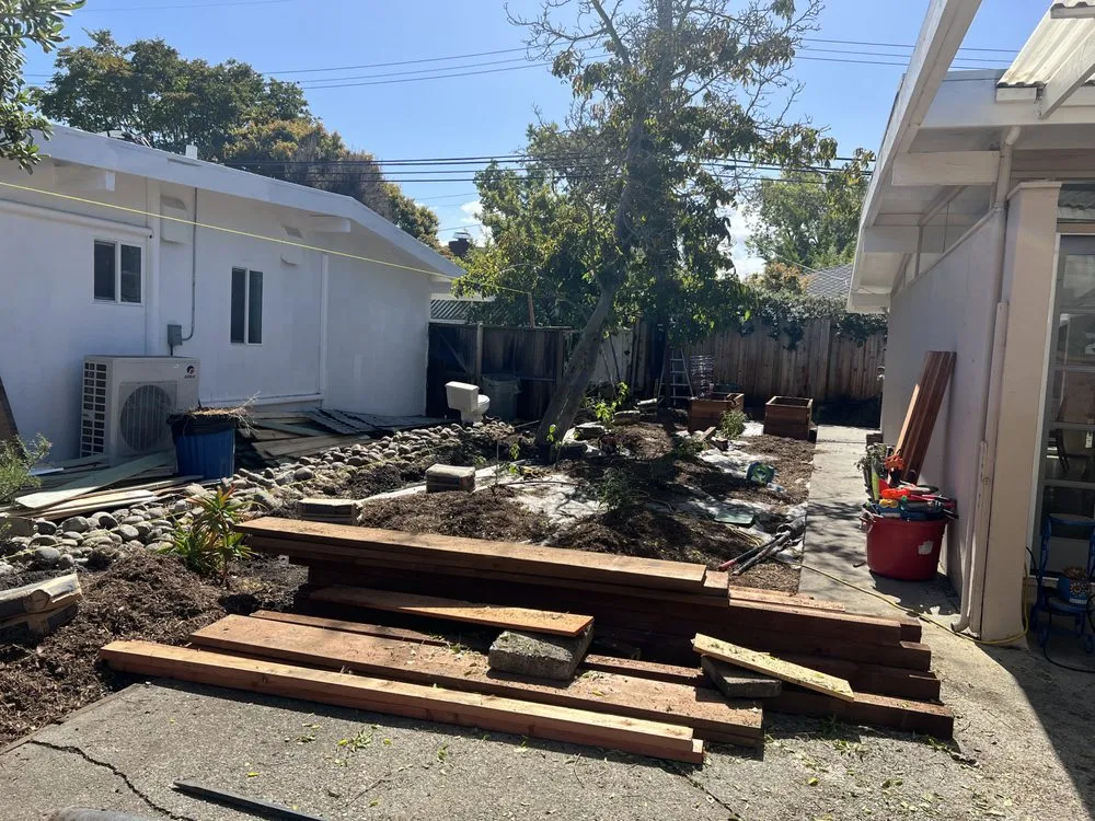 Custom landscaping services experts serving Redwood City, CA - Eloy's Gardening Service