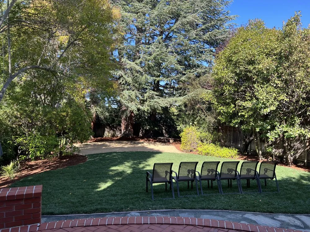 Top-rated yard maintenance experts serving Redwood City, CA - Eloy's Gardening Service