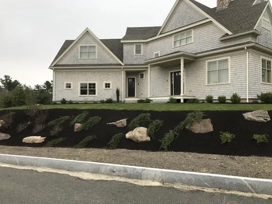 ELP Landscaping & Construction Logo