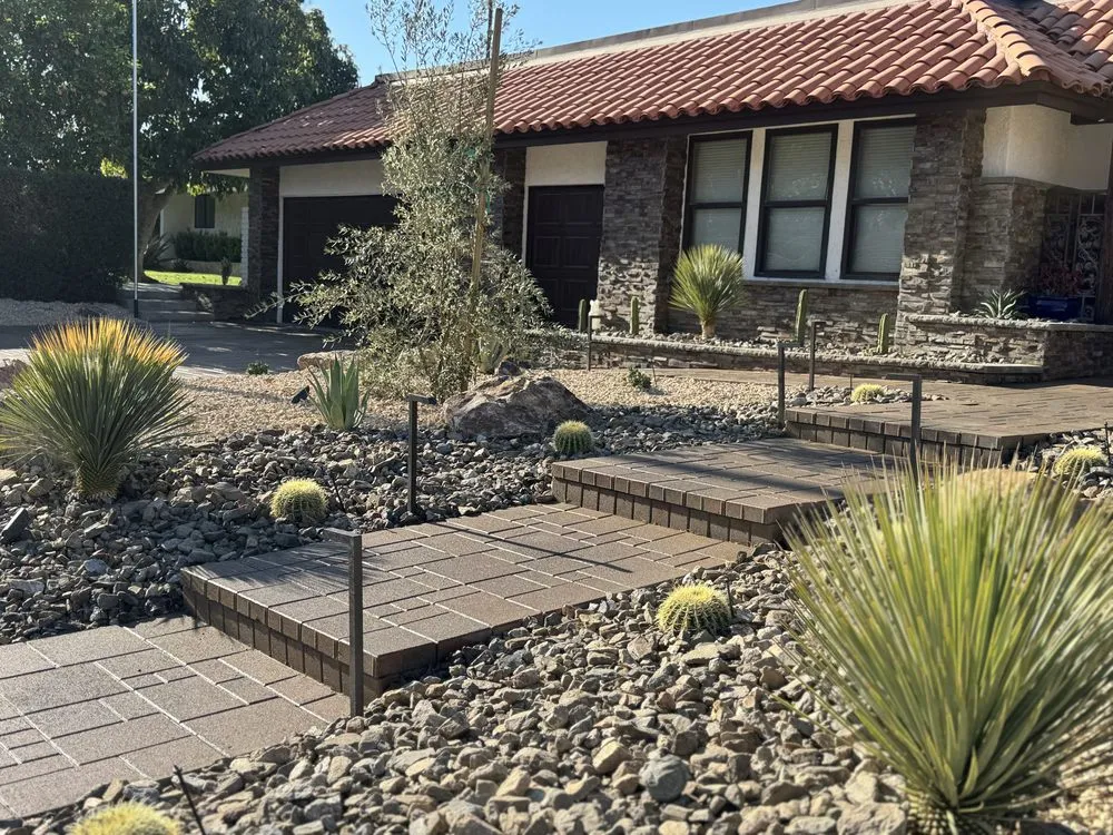 Reliable garden landscaping in Palm Desert, CA by El's Landscape