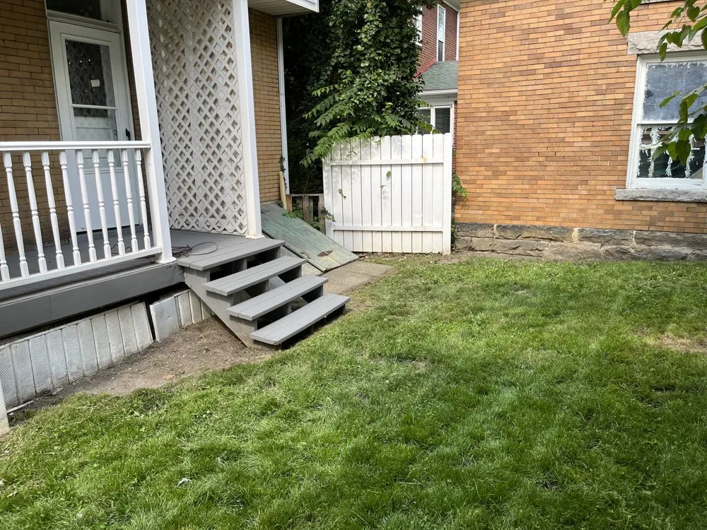 Affordable lawn mowing service for beautiful yards in Butler, PA by El's Lawn Service