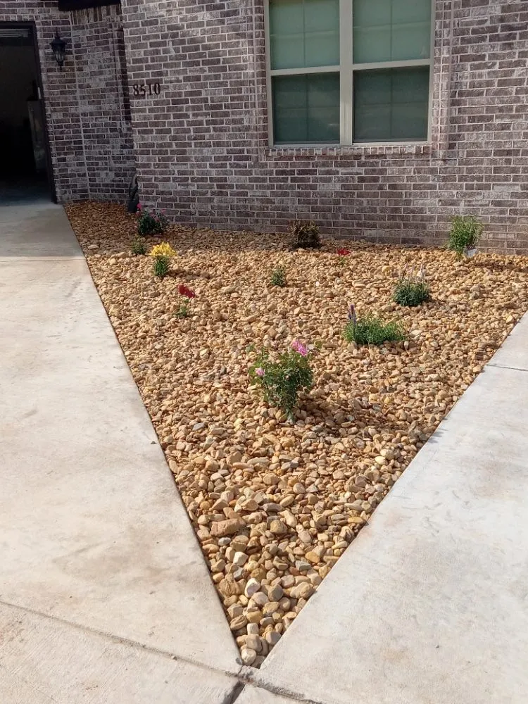 Expert lawn care service for homes in Little Rock, AR by Els Lawn Service