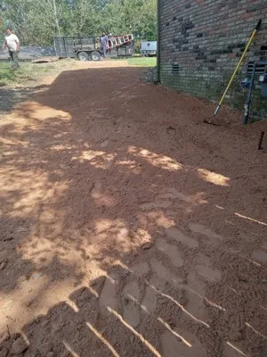 Els Lawn Service Logo