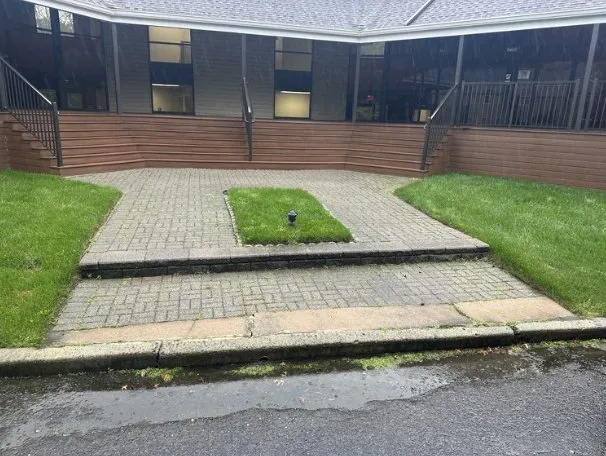 Professional garden landscaping for year-round maintenance in Tewksbury, NJ by ELS Project Management