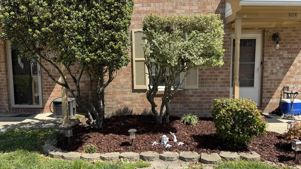 Reliable yard maintenance for beautiful yards in Virginia Beach, VA by ELTD Landscapes